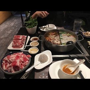 Meet your Posher, Yi